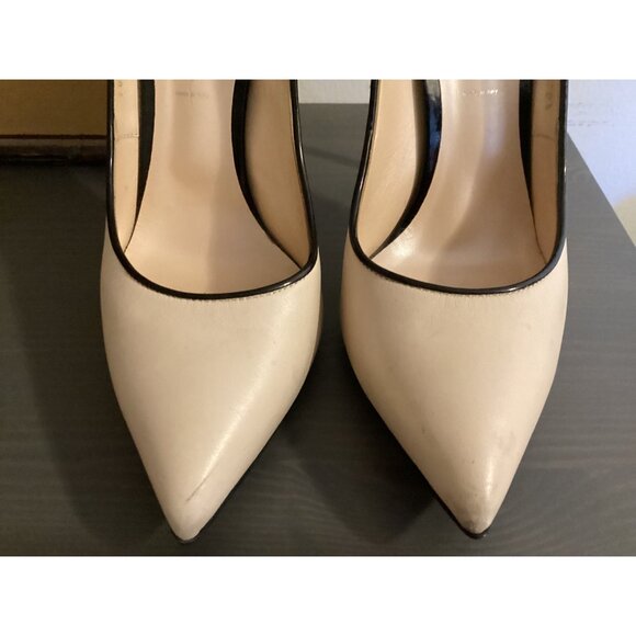 CASADEI Blade Pump in Cream Leather w/Black Patent Trim heels chic 40.5 10.5 - Picture 4 of 9